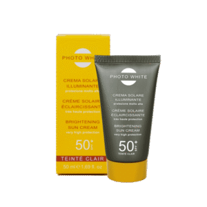 M&D PHOTO WHITE CREME SOLAIRE ECLAIRCISSANTE TEINTE CLAIR SPF50+ 50ML